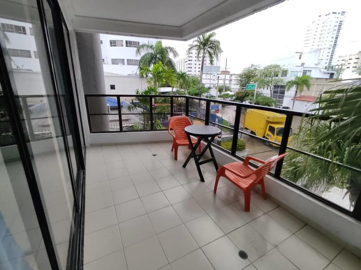 Apartamento 1IF 2-1 APARTAMENTO CON BALCON En CARTAGENA CERCA AL MAR CON AIRE ANDICIONADO Y WIFI