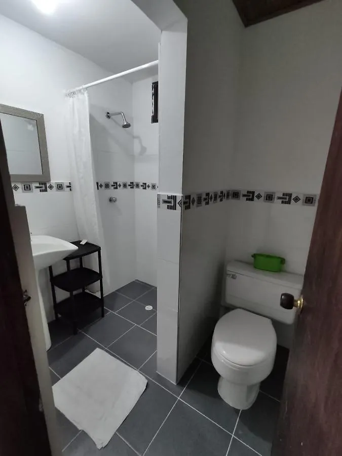 Apartamento 1IF 2-1 APARTAMENTO CON BALCON En CARTAGENA CERCA AL MAR CON AIRE ANDICIONADO Y WIFI Colombia